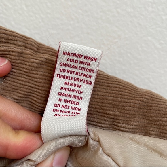 Y2K 2000s Gilmore girls Sherpa corduroy jacket button quilted interior fur trim - Picture 7 of 11